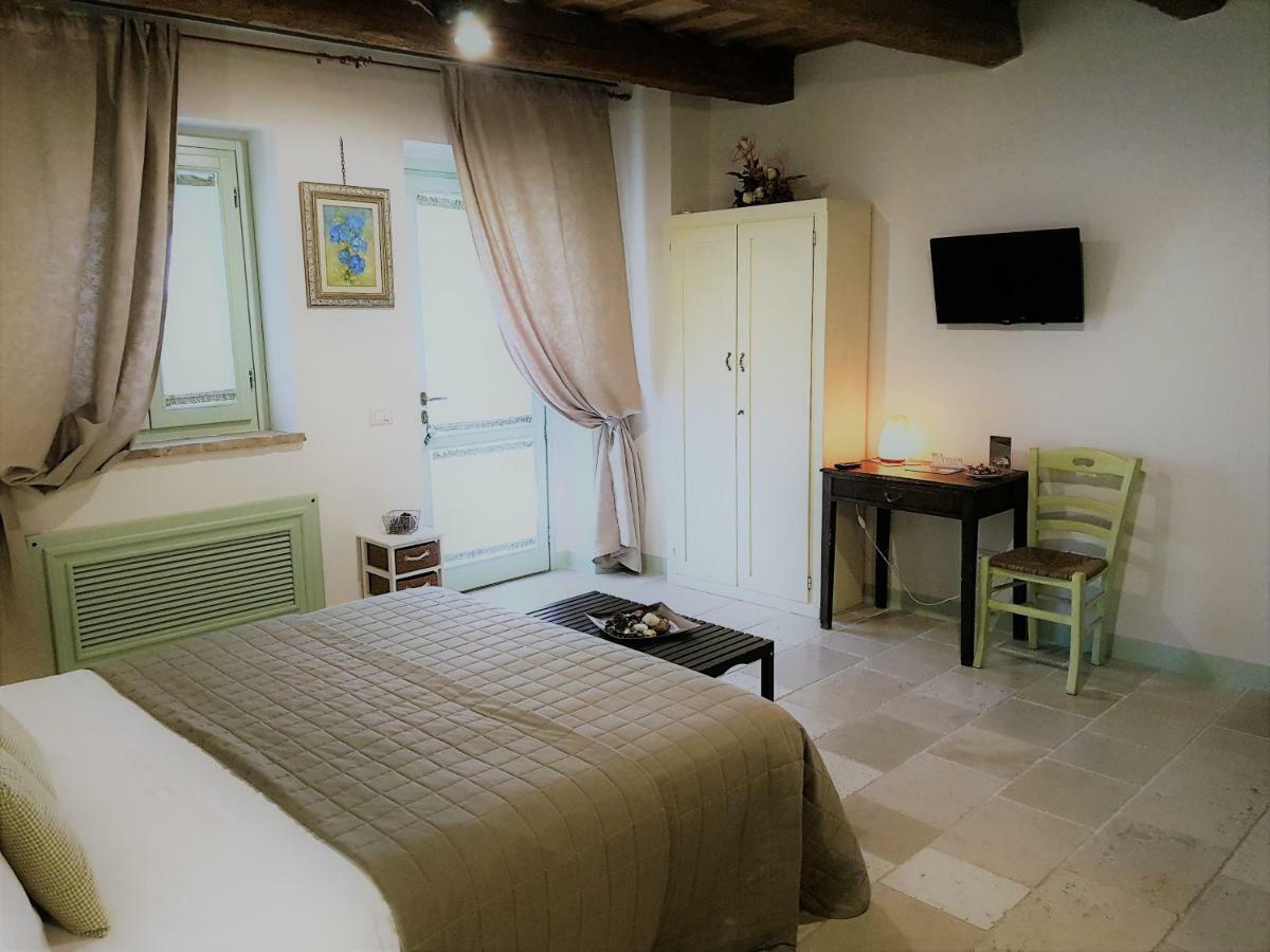 Le Maracla Country House เยซี ภายนอก รูปภาพ
