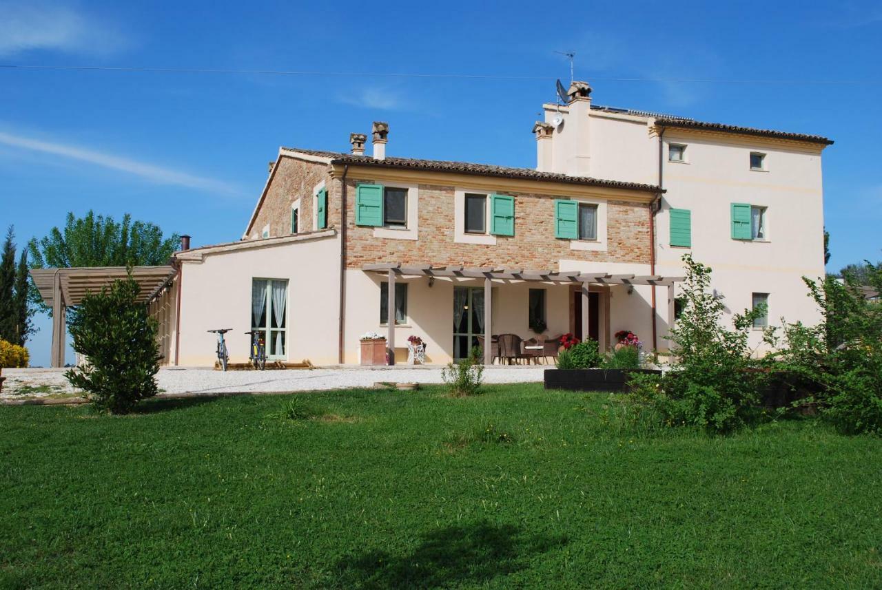 Le Maracla Country House เยซี ภายนอก รูปภาพ
