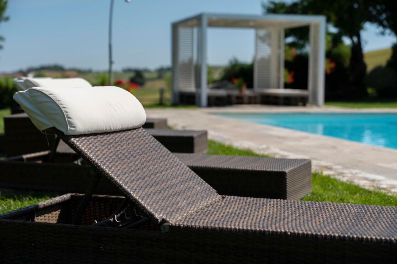 Le Maracla Country House เยซี ภายนอก รูปภาพ